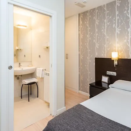 Altair 2* سان سيباستيان