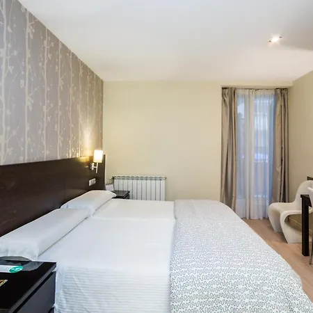 Altair Guest house 2*